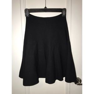 Ann Taylor black high-waisted black skirt - Size S